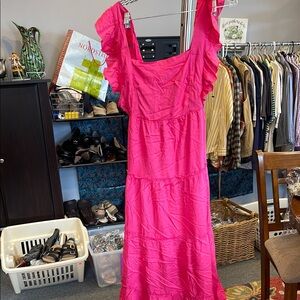 Pink Ruffle Tiered Dress Sleeveless Small maxi length NWT 100% rayon open back